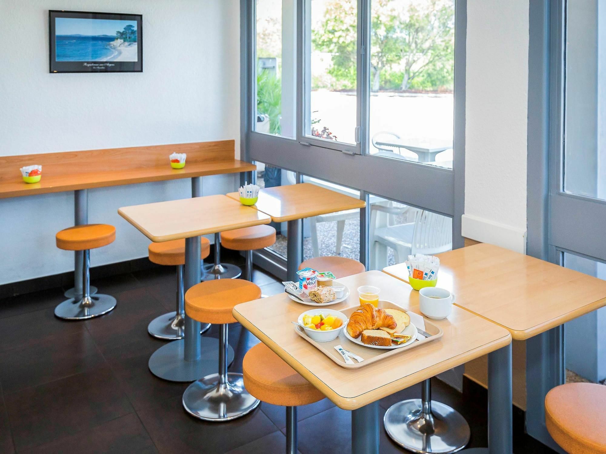 Ibis Budget Capitou A8 Hotel Fréjus